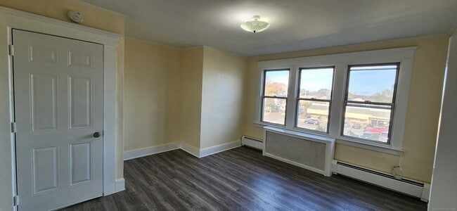 Photo - 120 Elm St Unit 3rd fl.