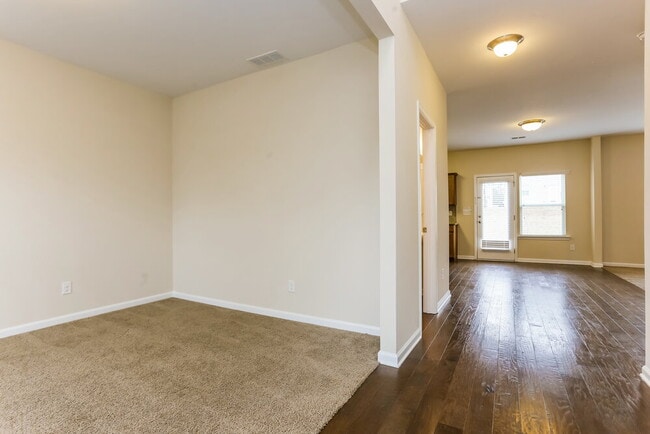 Photo - 90 Darbys Ave