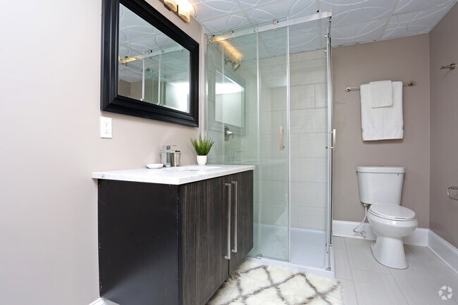 2BR, 2BA - Bathroom