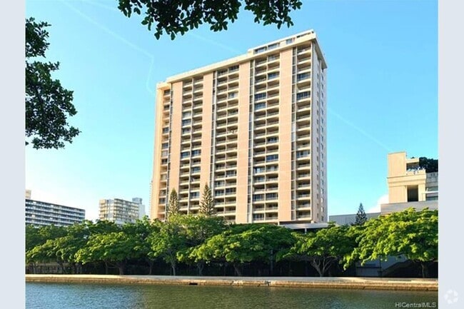 Building Photo - 1848 Kahakai Dr Unit 1102 Rental