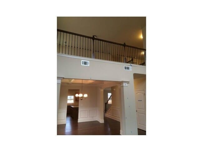 Photo - 6010 Pine Bluff Dr