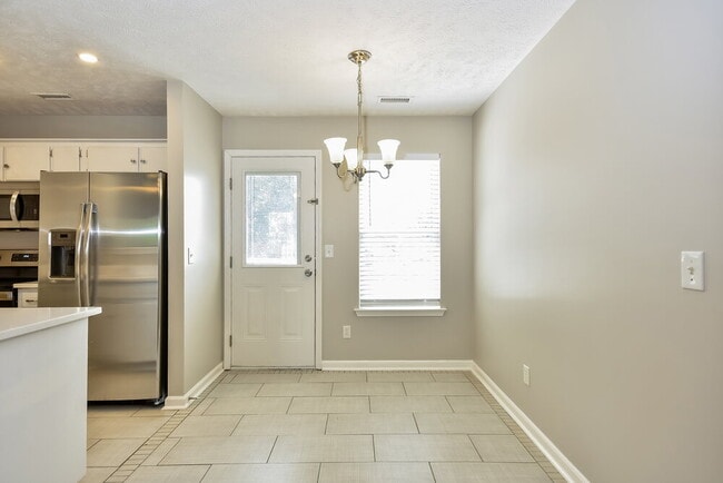 Photo - 535 Wildwood Dr