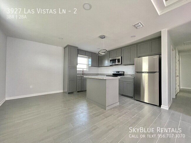 Photo - 3927 Las Vistas Ln Unidad 2