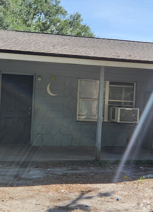Building Photo - Stockade 3 Rental