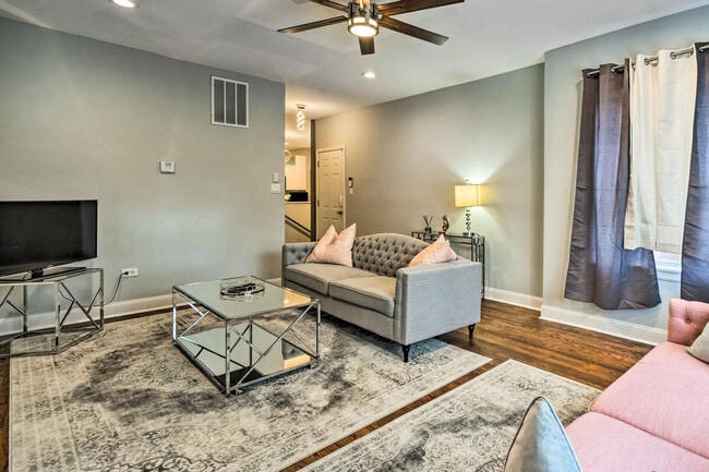 Photo - 7931 S Eberhart Ave Unidad ID1305916P