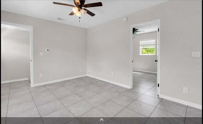 Photo - 1900 45th St S