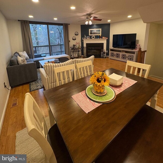 Photo - 46 Fishhook Ln