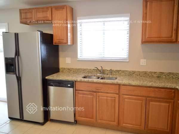 Photo - 11156 Forest Ave