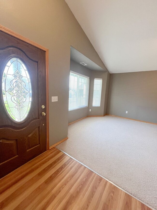 Photo - Three Bedroom, Two Bath House in Southview