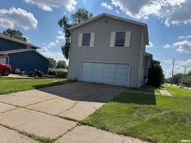 Photo - 2107 Tanglefoot Ln