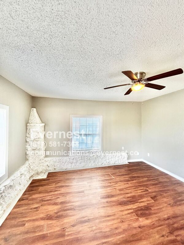 Photo - 2923 Azle Ave Unidad A