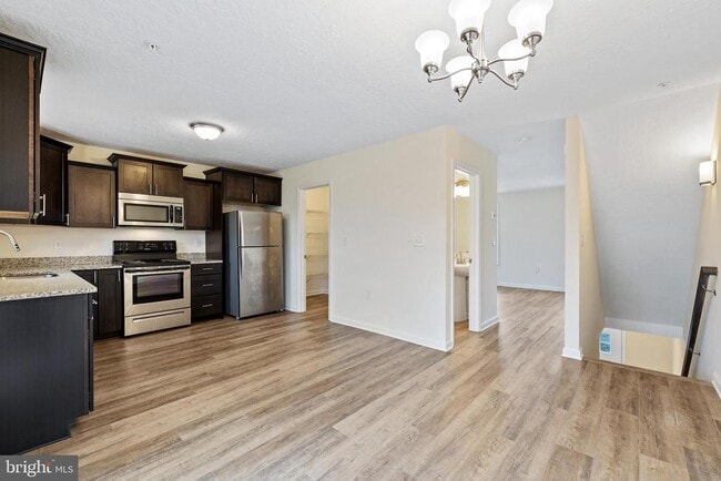 Photo - 1201 Walnut Bottom Rd