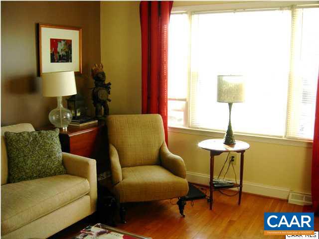 Building Photo - 144 Hessian Hills Cir Unit 1