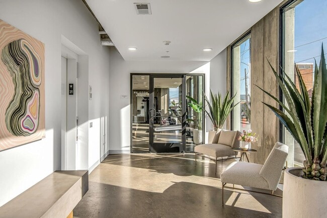 Photo - Stunning in Nashville Unit 511