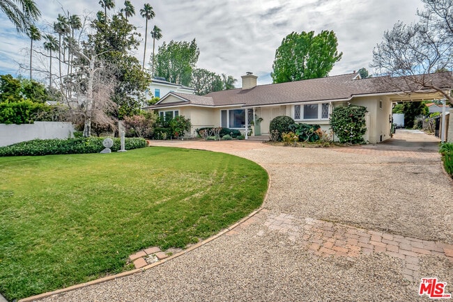 Building Photo - 19732 Henshaw St