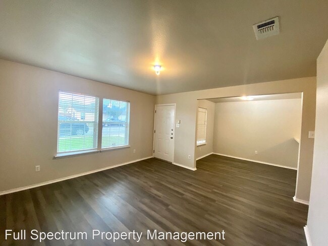 Photo - 3 br, 2 bath House - 8846 Old Sky Harbor