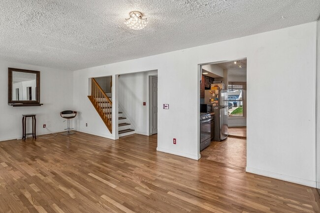 118 Magee Ct