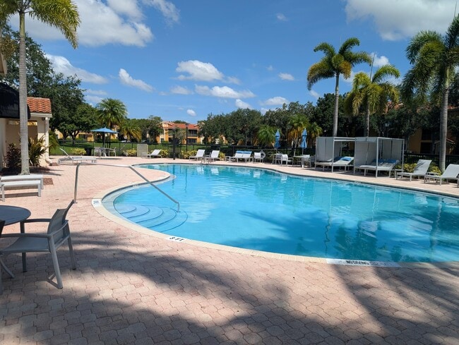 Building Photo - 3830 Coral Tree Cir