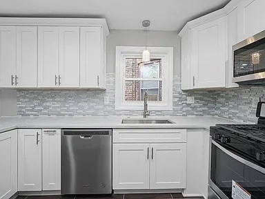 kitchen - 1019 N Springfield Ave Rental