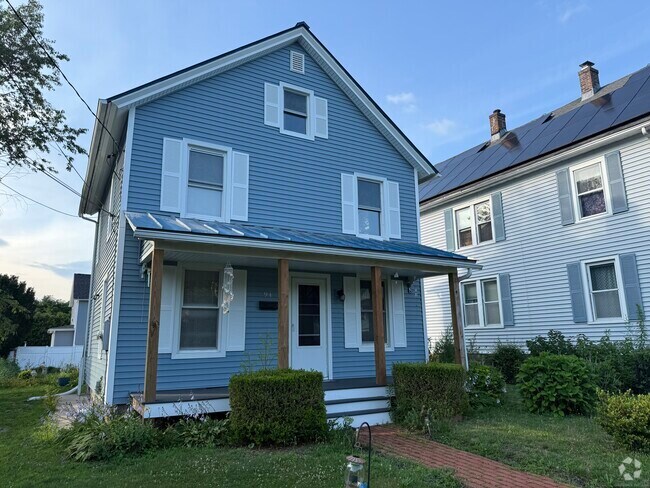 Building Photo - 94 Cherry St Rental
