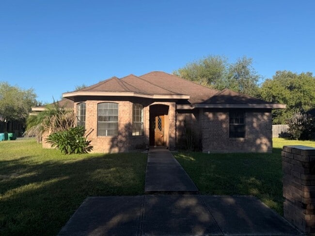 Building Photo - 1305 James Cir