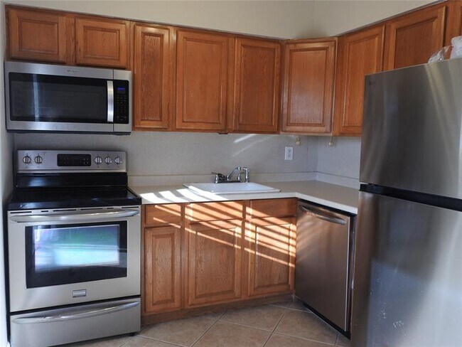 Photo - 1600 NE 3rd Ave Unit 6