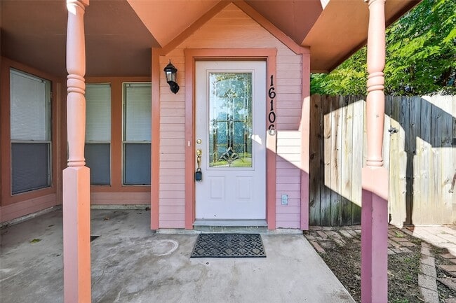 Photo - 16106 Barbarossa Dr