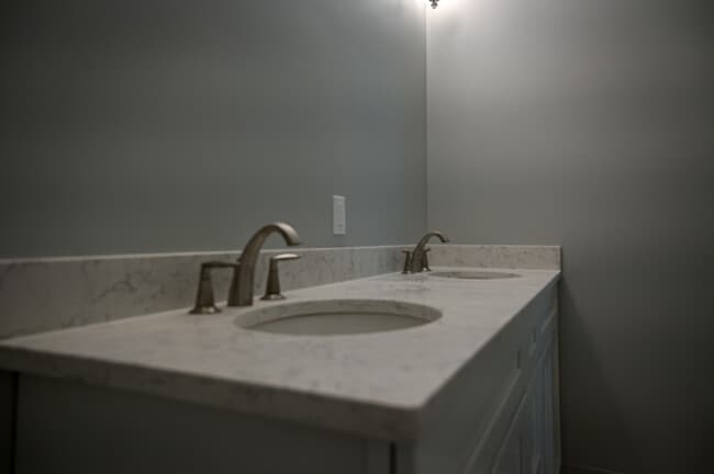Townhomes at 285