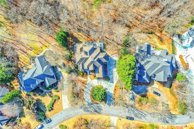 2674 Nutwood Trce
