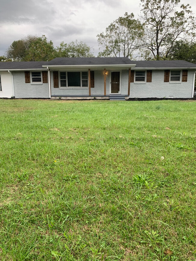 Building Photo - 2933 Academy Rd Rental
