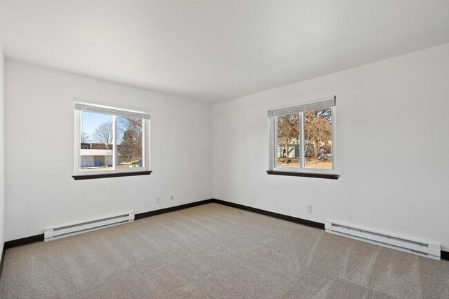 Hillcrest Apartments