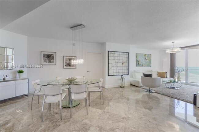 Building Photo - 16699 Collins Ave Unit 16699 Collins Ave #1804