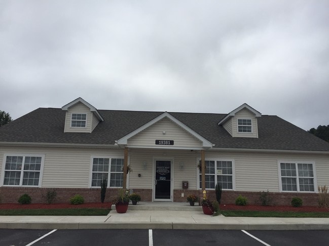 County Seat Apartments Office
