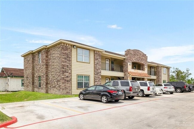 Photo - 5TH E St Unit A1