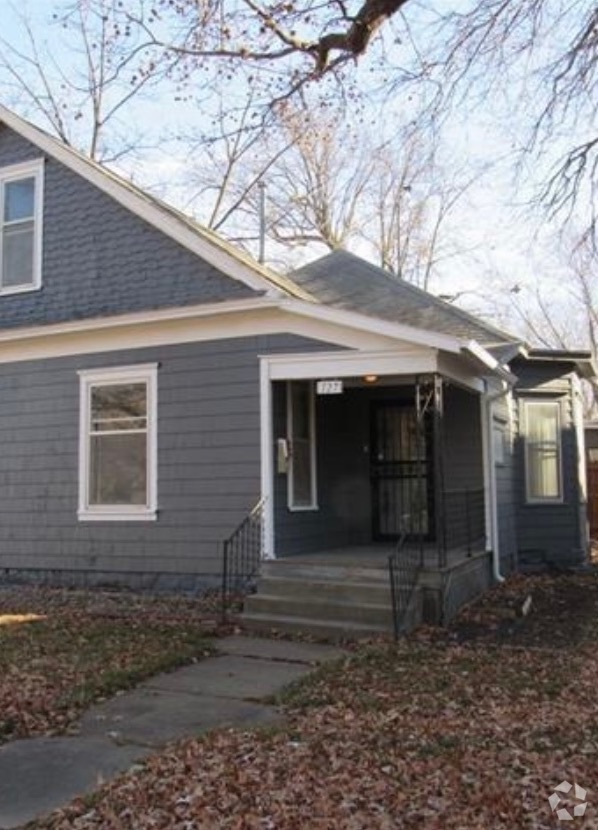 Building Photo - 727 S Main St Rental