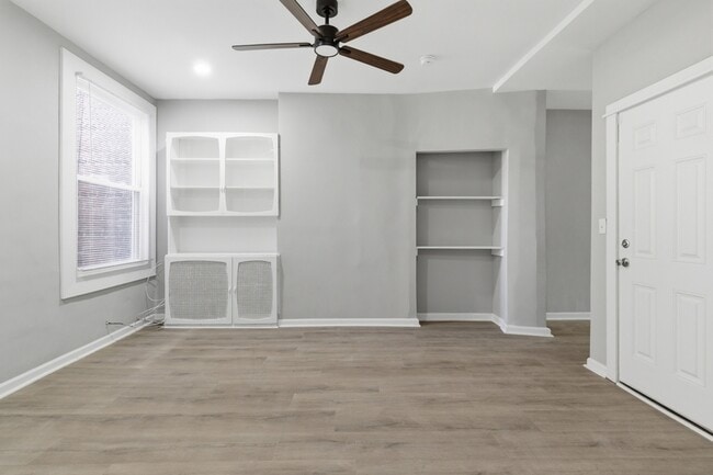 Photo - 2322 Callow Ave