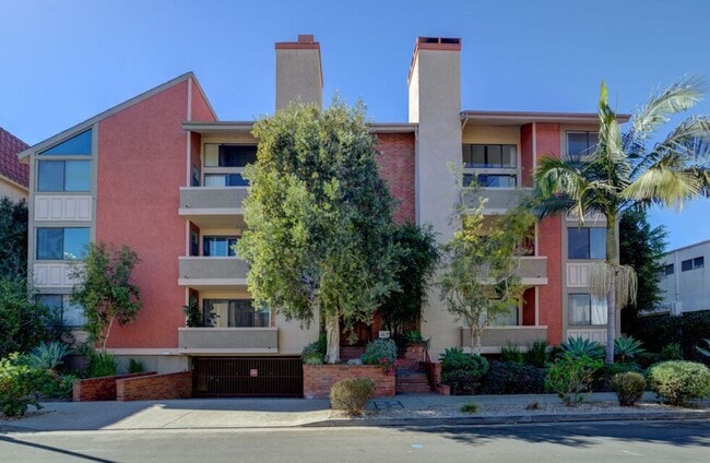 ***Amazing 2 Bed 2.5 Bath Westwood Condo U... - ***Amazing 2 Bed 2.5 Bath Westwood Condo U... Unit 305