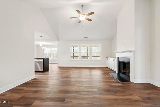 Photo - 157 Harmony Trl