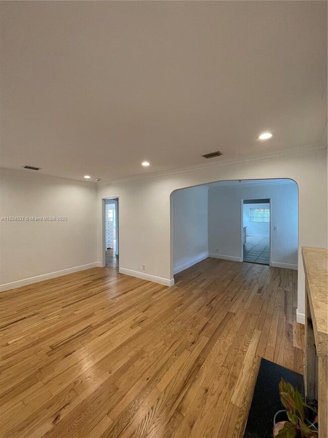 Photo - 2280 SW 20th St