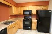 1 BR, 1 BA - 850 SF