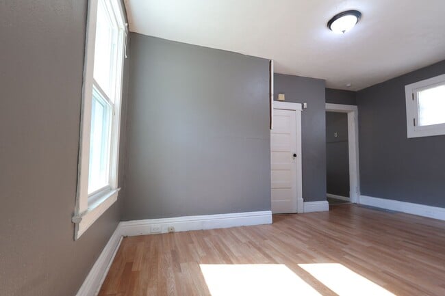 3 Pohlman Ln