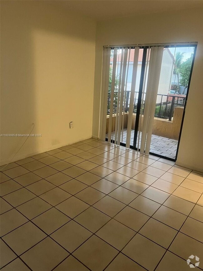 Building Photo - 500 NW 114th Ave Unit 202 Rental