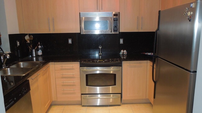 Photo - 511 SE 5 Ave Unit 723