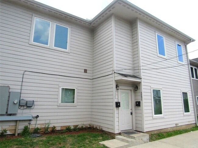 Photo - 3249 Dixie Dr Unit B