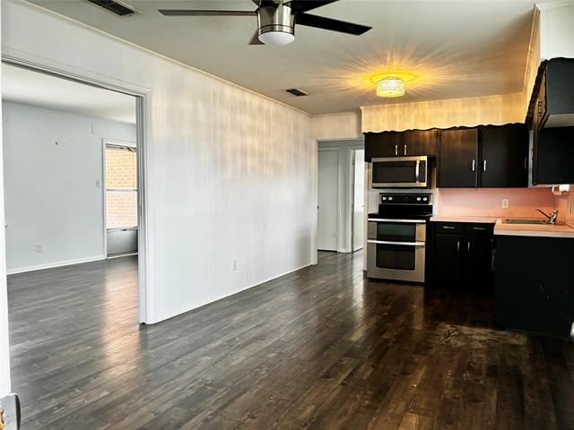 Photo - 509 W Main St