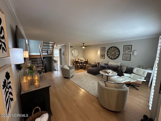 Photo - 15 Meredith Ct