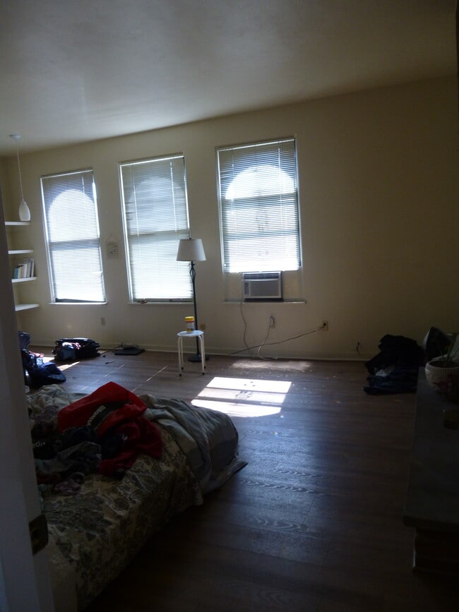 Photo - 340 Amber St Unit 3