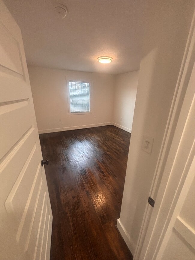 Photo - 408 S 3rd St