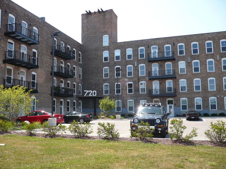 Building Photo Front