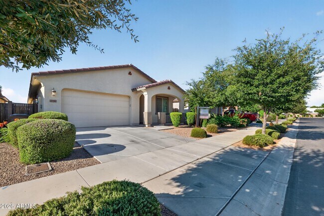 Photo - 20390 E Broadmoor Trail